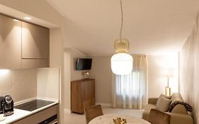 Casa Carmela Apartments
